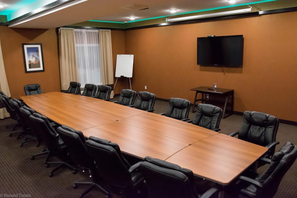 Comfort Inn & Suites Bonnyville Esterno foto